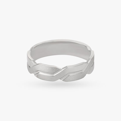 Dynamic Edge Finger Ring