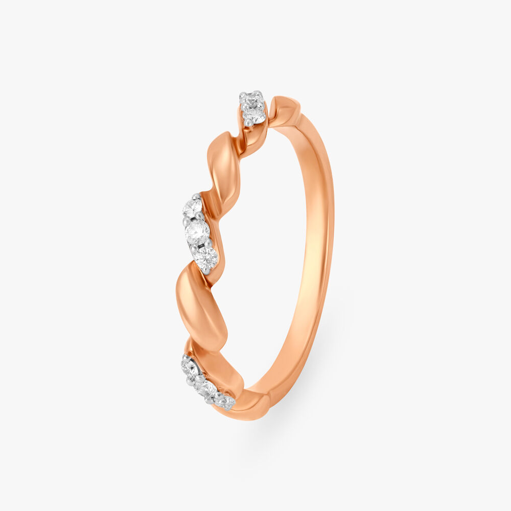 Elegant Waves Diamond Ring