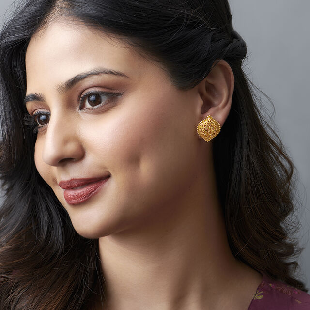 Elegant Classic Stud Earrings,,hi-res image number null