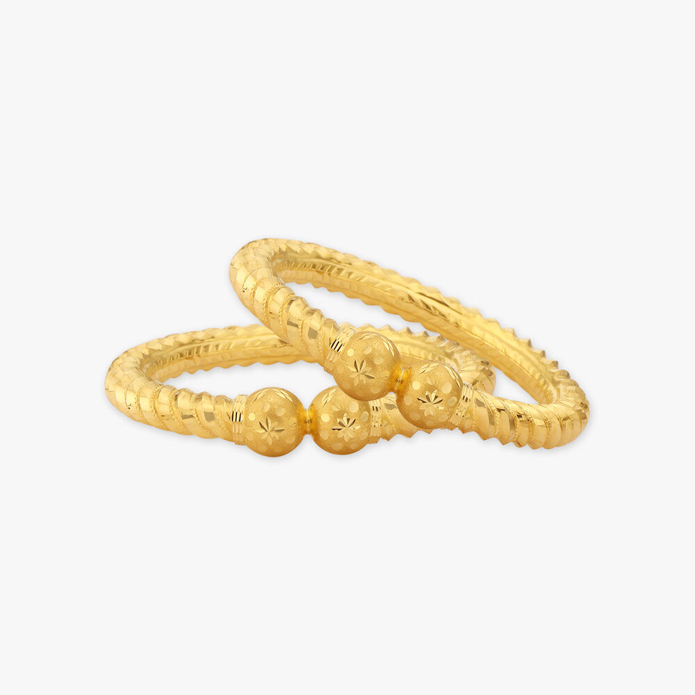Gold bangles within 50000 online