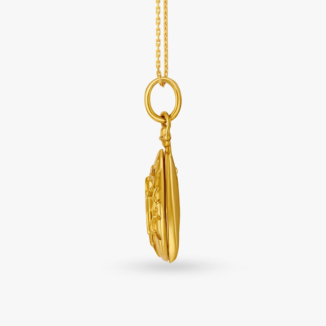 Elegant Engraved Rakhi Pendant,,hi-res image number null