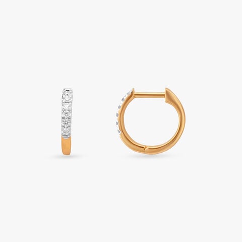 Graceful 18 Karat Yellow Gold And Diamond Earrings