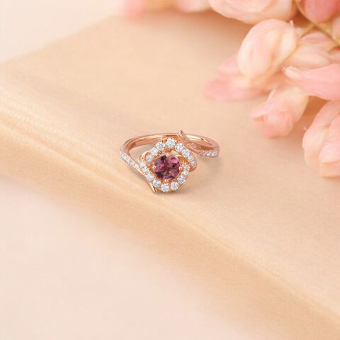 Rosy Reverie Diamond Finger Ring