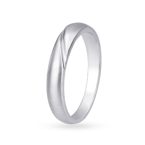 Chic Platinum Finger Band