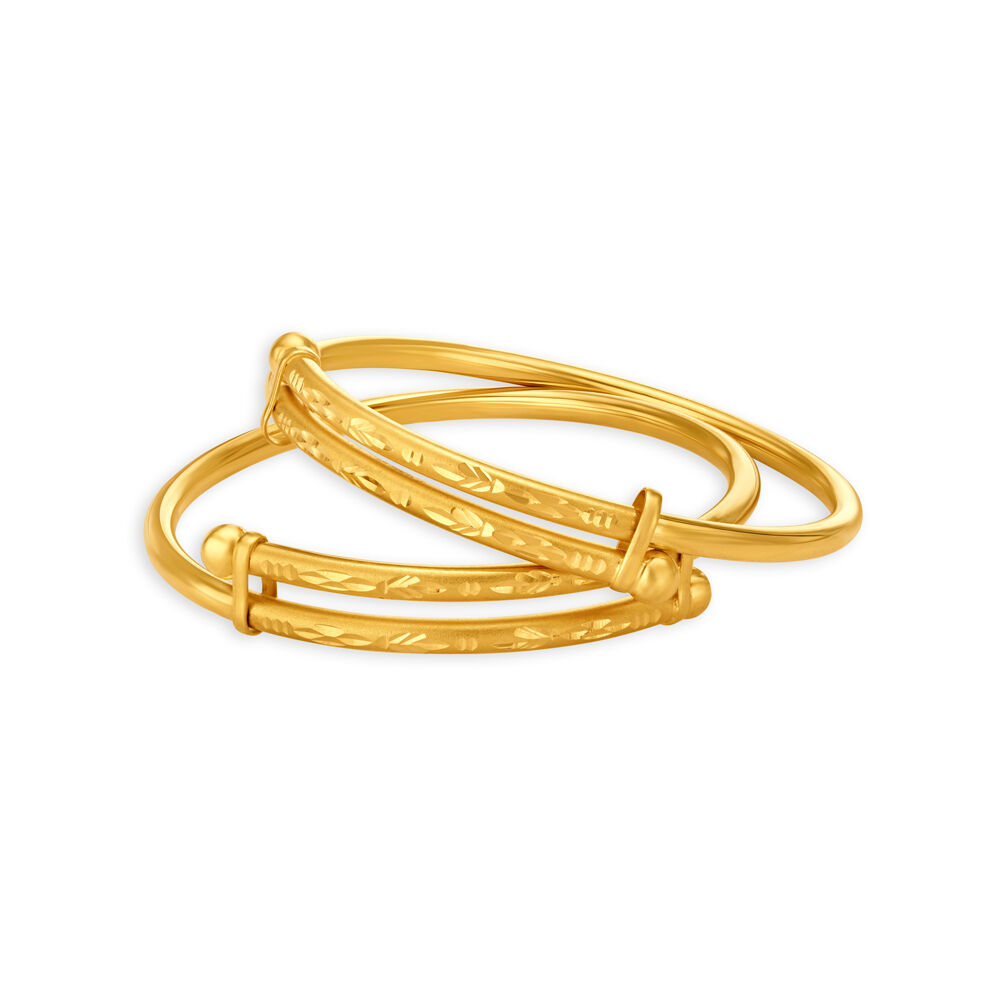 Buy online Gold Metal Bangle Bracelet from fashion jewellery for Women by  Penny Jewels for ₹389 at 44% off | 2023 Limeroad.com