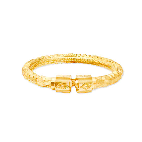 Magnificent Gold Bangle