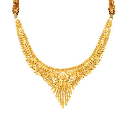 Traditional Yellow Gold Leaf-Lined Necklace and Earrings Set