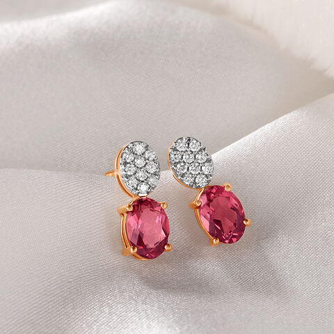 Pure Wonder Diamond Stud Earrings