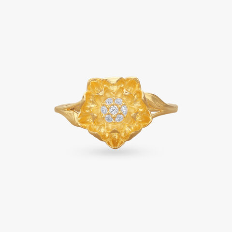 Blossom Glow Gold Finger Ring