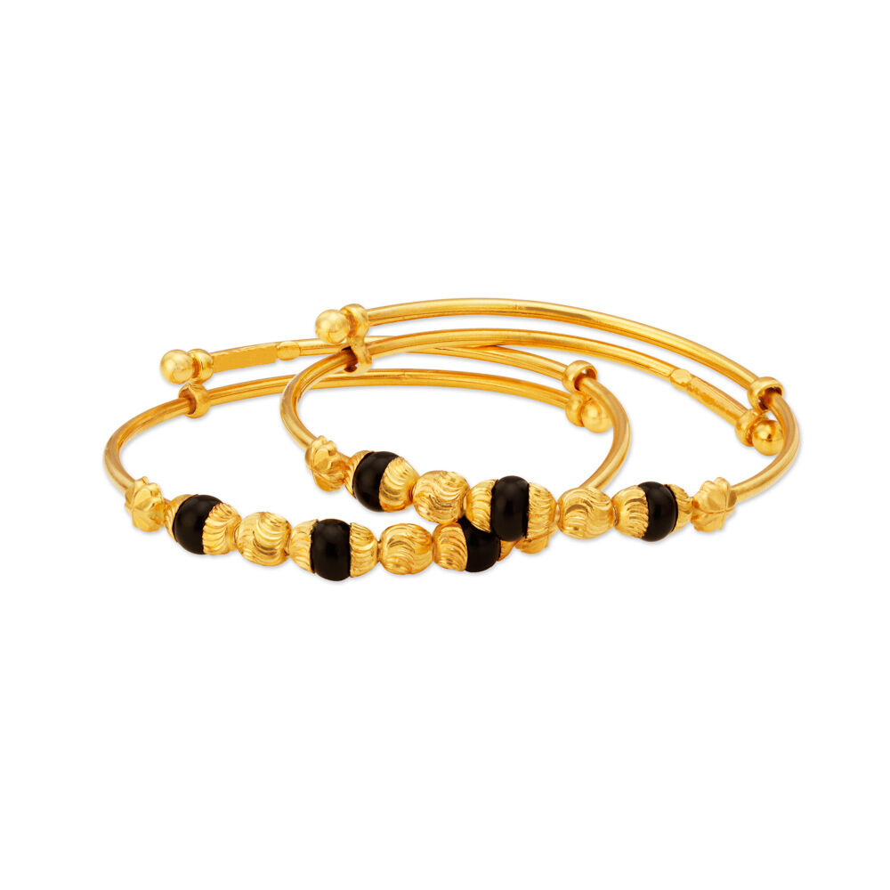 Gold Plated Beautiful Black Beads Bracelet with Ruby Stones – Estele