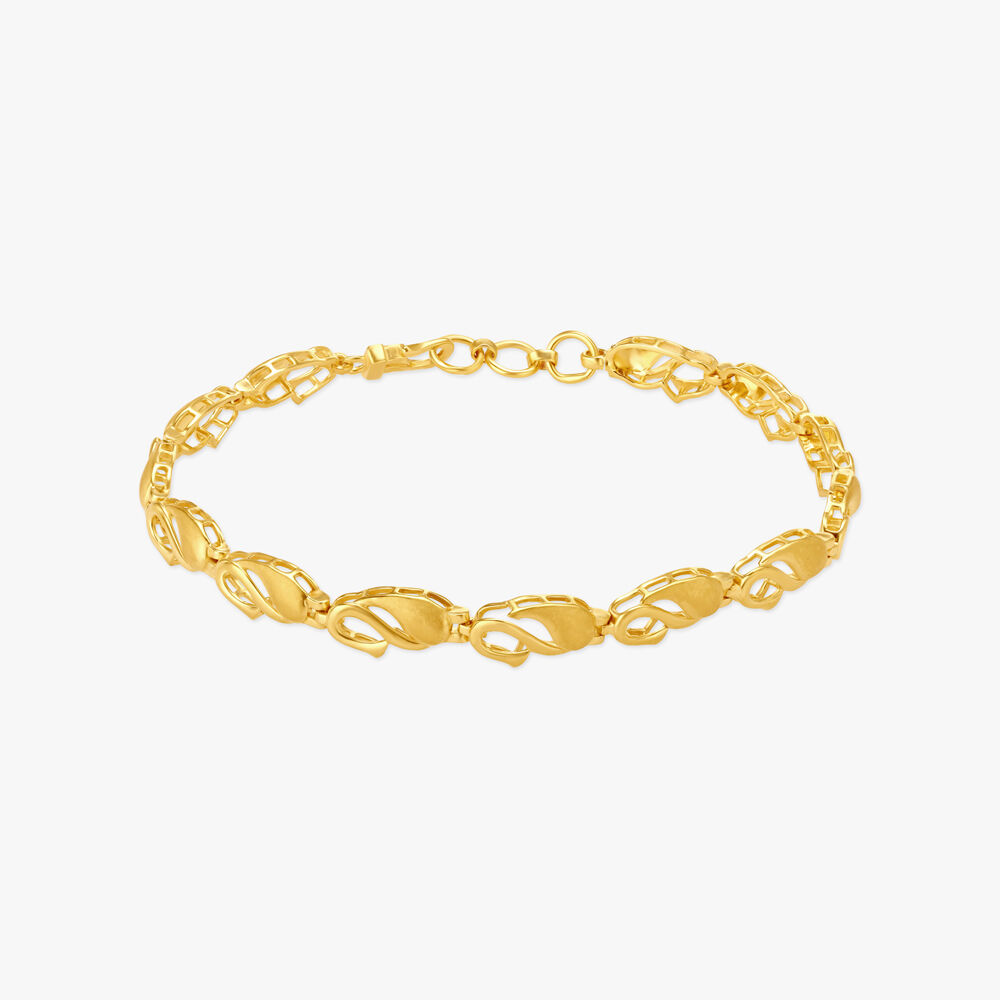 Splendid Filigree Work Gold Bangle