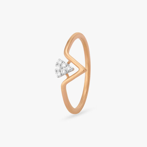 Chevron Point Diamond Ring