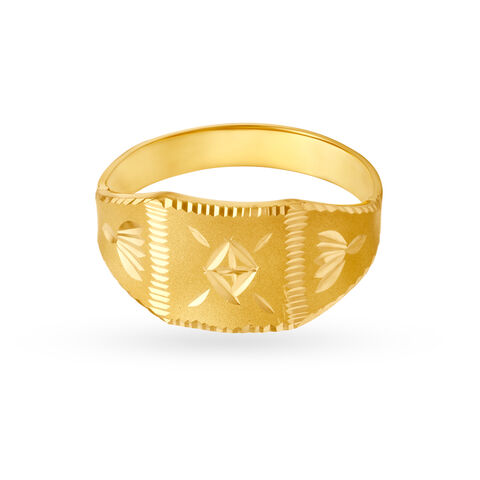 Captivating 22 Karat Yellow Gold Engraved Square Finger Ring