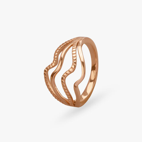 Refined Swirl Gold Finger Ring