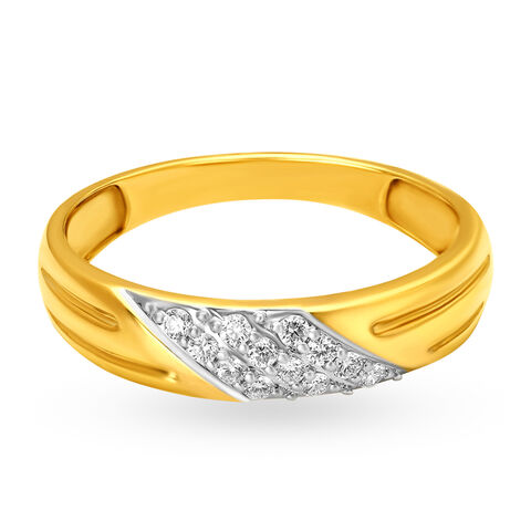 Brilliant 18 Karat Gold And Diamond Finger Ring