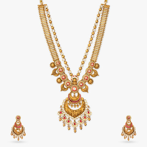 22 Karat Yellow Gold Floral Pendant Necklace Set