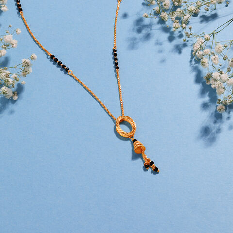 Minimalist Elegance Gold Mangalsutra