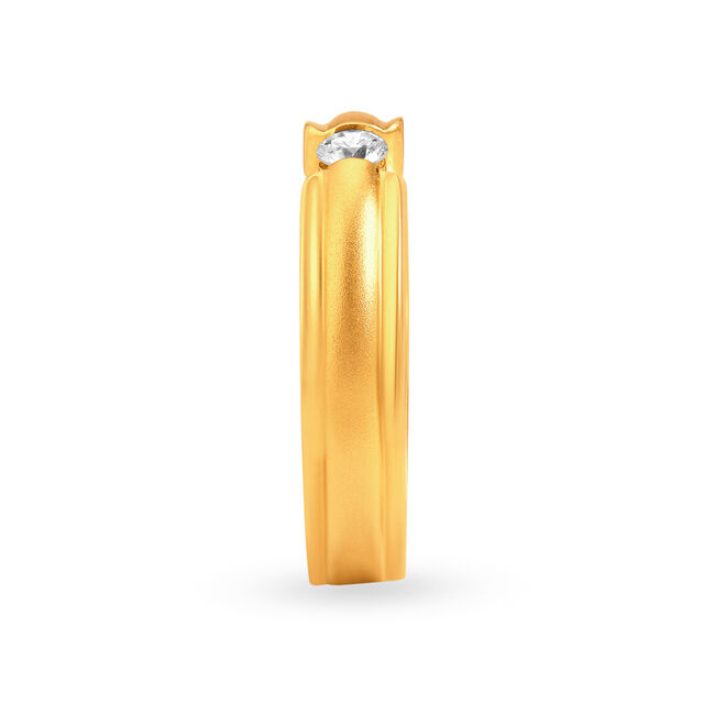 Majestic Embrace Diamond Finger Ring for Men,,hi-res image number null
