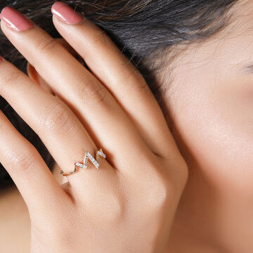 14KT Yellow Gold Wandering Lines Diamond Finger Ring