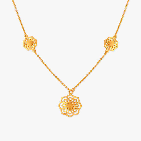 Delicate Floral Necklace Set