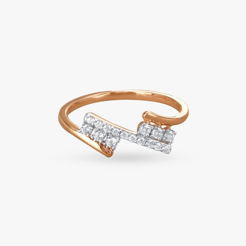 Sleek Sparkle Diamond Finger Ring