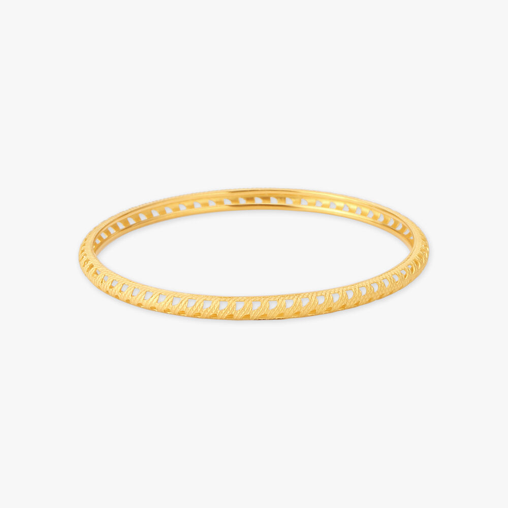 Bangles Buy Gold Diamond Bangles for Women Online Tanishq