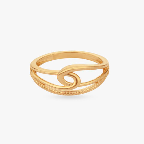Ribbed Swirl Gold Ring alternate view 1