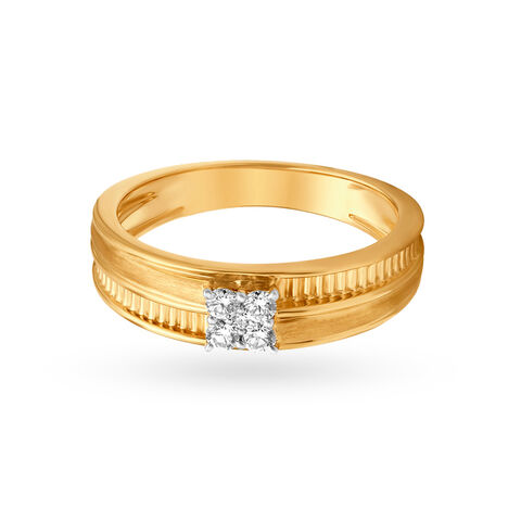 Elegant 18 Karat Yellow Gold And Diamond Square Finger Ring alternate view 1
