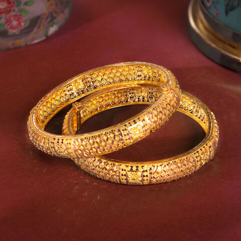 Otherworldly 22 Karat Yellow Gold Scaled Bangle