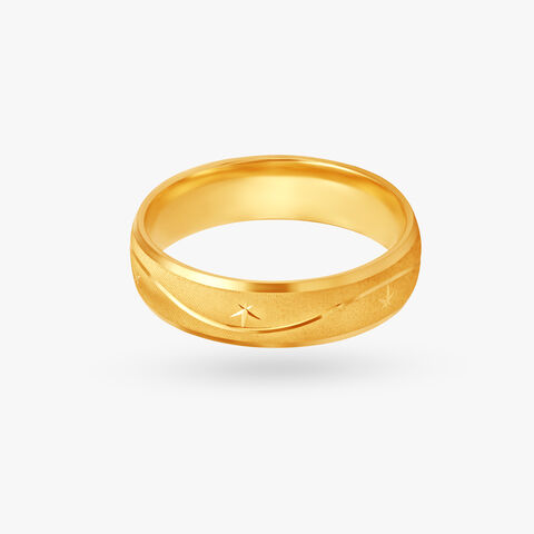 Elegant Engraved Ring for Men