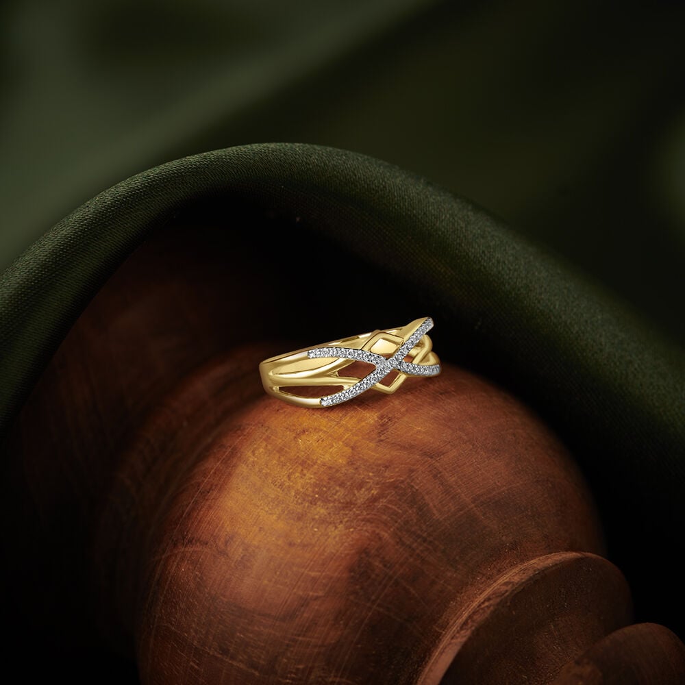 Buy Mia By Tanishq Nature's Finest Gold Glowing Leaves Ring Online At Best  Price @ Tata CLiQ