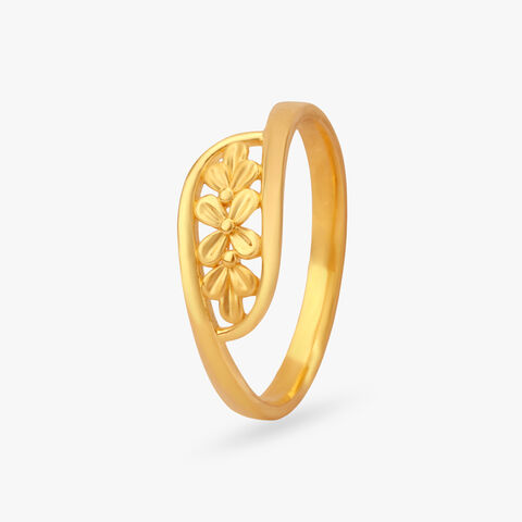 Petal Whisper Gold Ring