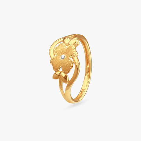 Curved Petal Gold Ring