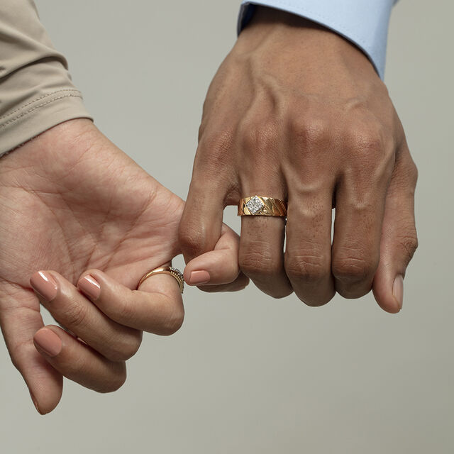 Love Fantasy Gold & Diamond Finger Ring for Men 2