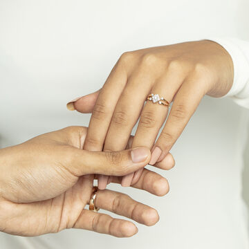Sparkle Promise Gold & Diamond Finger Ring