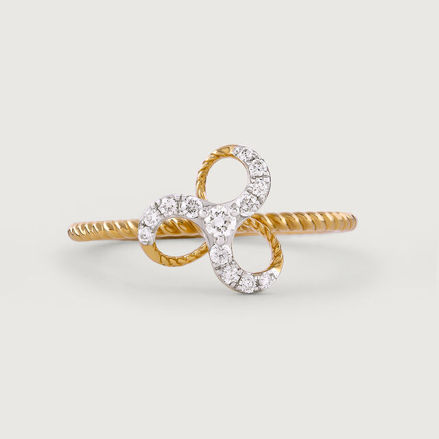 Interconnected Elegance Gold & Diamond Finger Ring 2