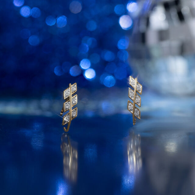 Artisan Heritage Gold & Diamond Stud Earrings 