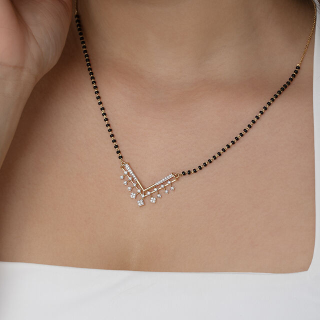 Glistening Fringe Gold and Diamond Mangalsutra 2