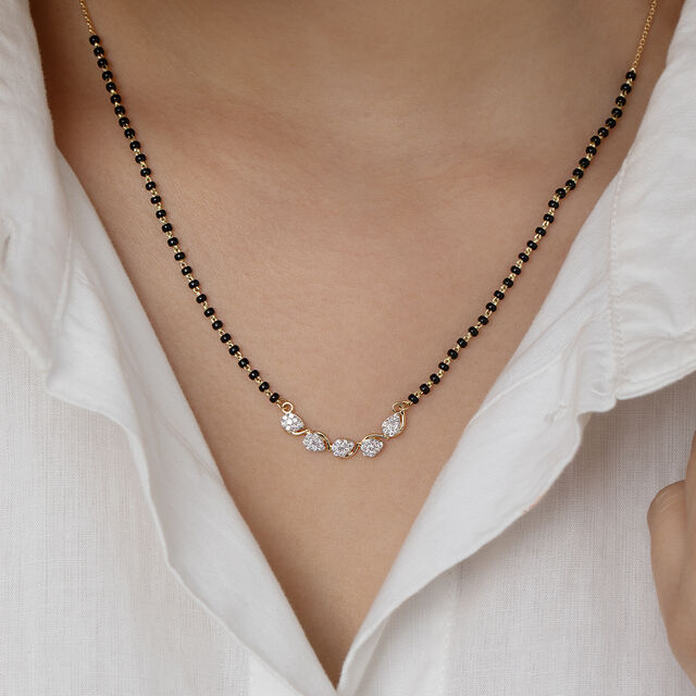Raindrop Radiance Gold and Diamond Mangalsutra 2