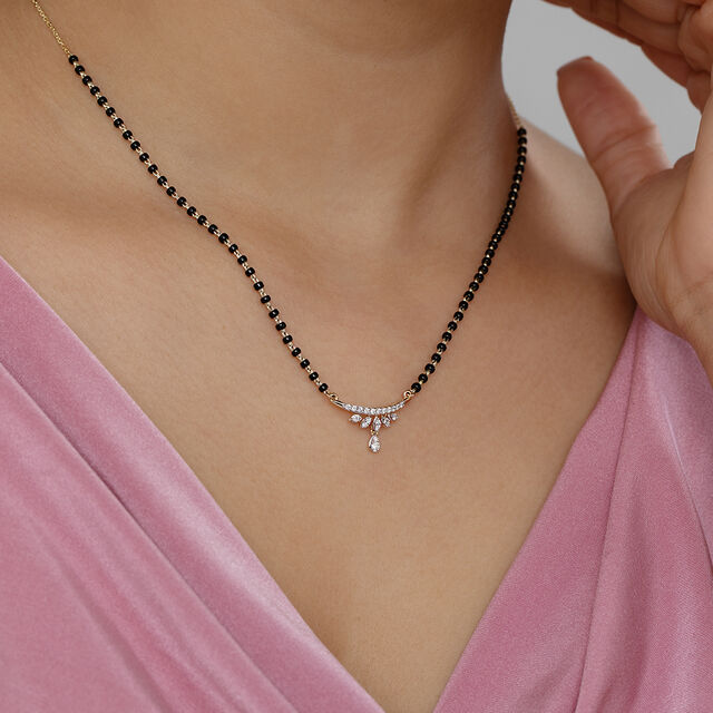 Dewdrop Elegance Gold and Diamond Mangalsutra 2