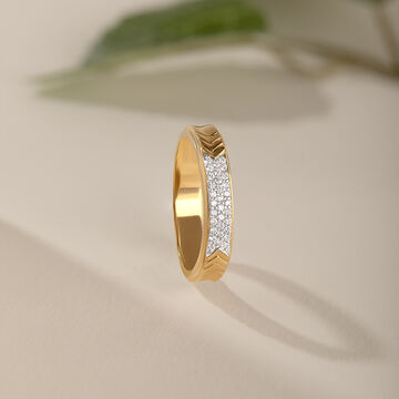 Bold Chevrons Gold & Diamond Finger Ring for Men