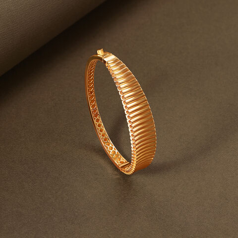 Bold Coils Bangle