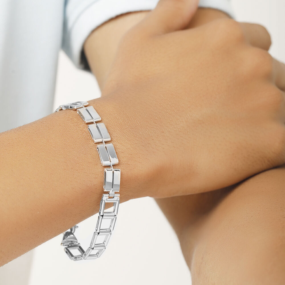 Tanishq bracelet silver store
