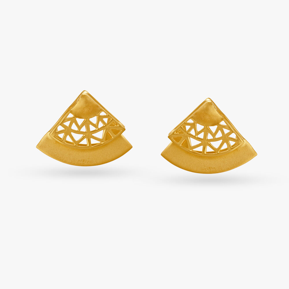 Gold earrings below 5000 clearance tanishq