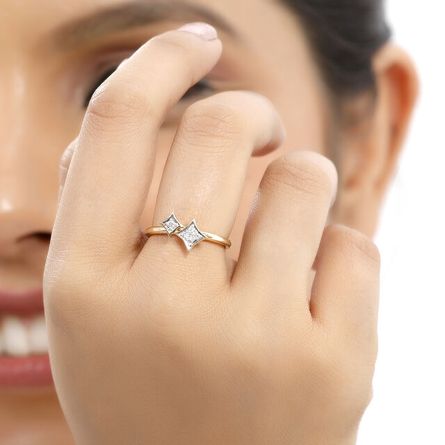14 KT Yellow Gold Star Struck Diamond Ring,,hi-res image number null