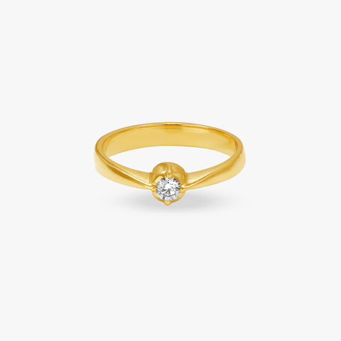 Sleek Elegance Finger Ring