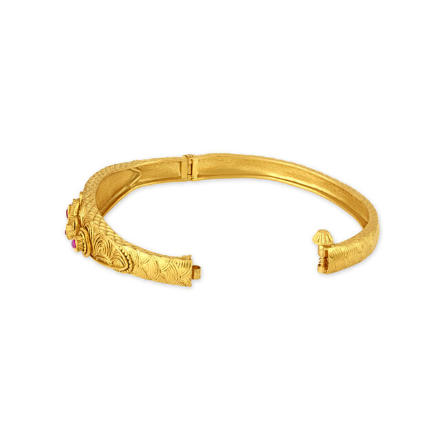 Traditional Grand Gold Bangle,,hi-res image number null