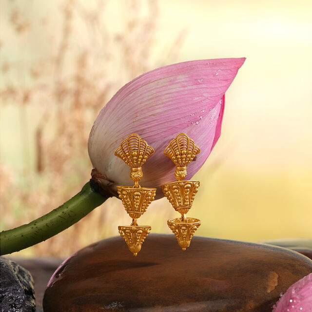 Quintessential Drop Earrings,,hi-res image number null