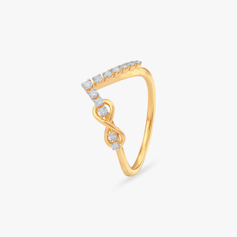 Sleek Cascade Diamond Finger Ring