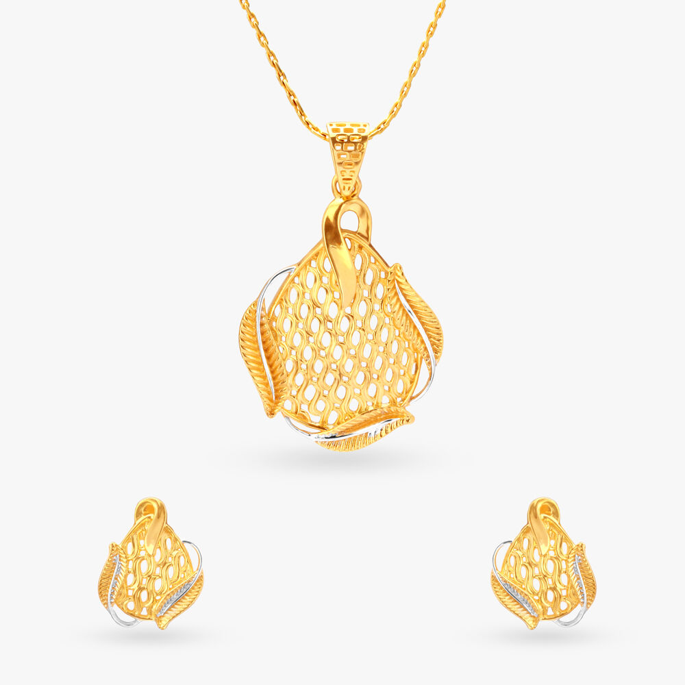Tanishq 22k gold pendant new arrivals
